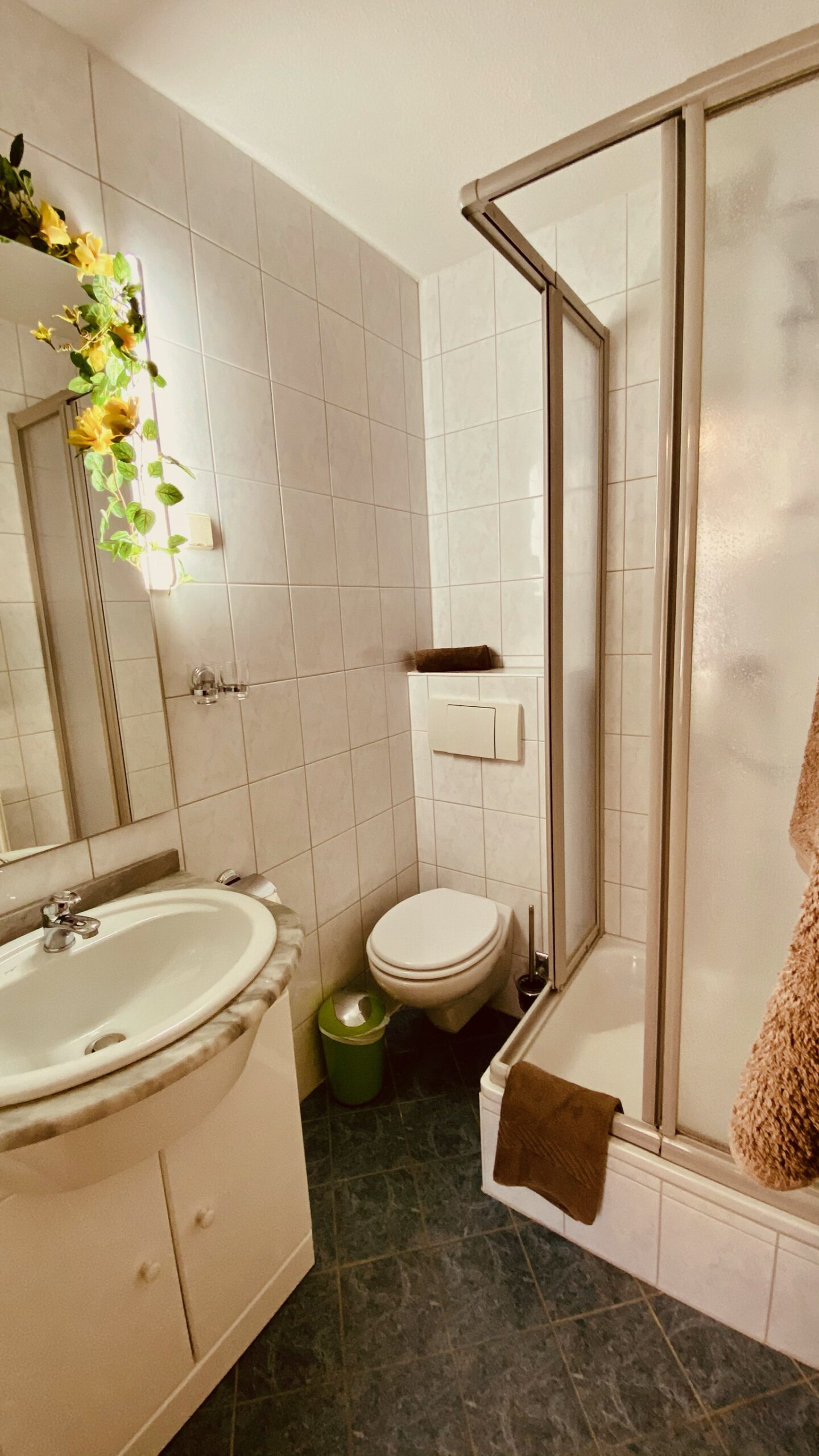 Rüsselpub Sangerhausen Zimmer Übernachtung Bad