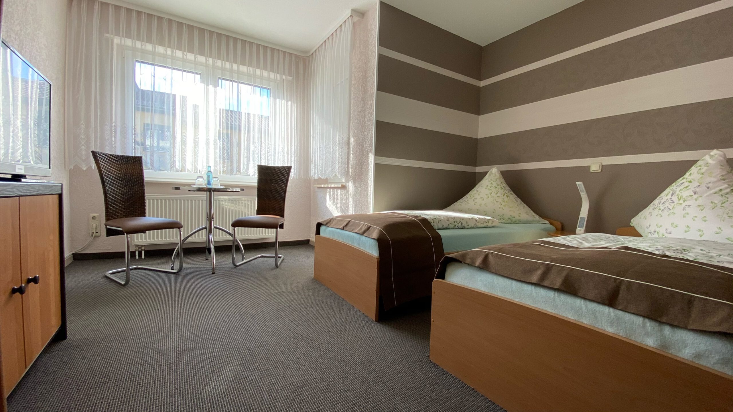 Rüsselpub Sangerhausen Zimmer Übernachtung Einzelbetten